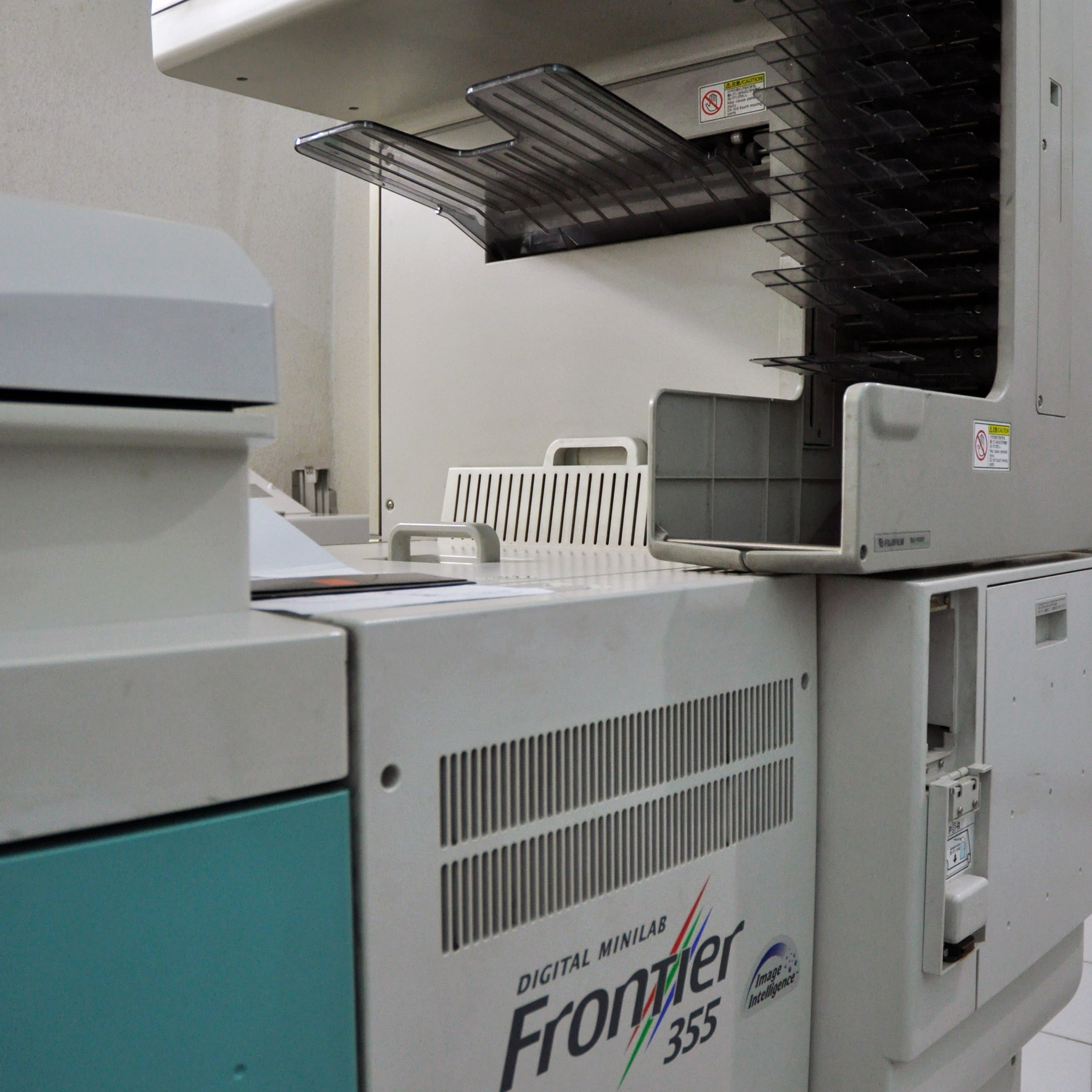 Frontier 350 — Labo Photo Gris Souris Lyon