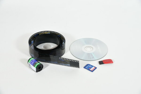 Forfait de numérisation d'un film E6 -135 ou 120 complet déjà développé
