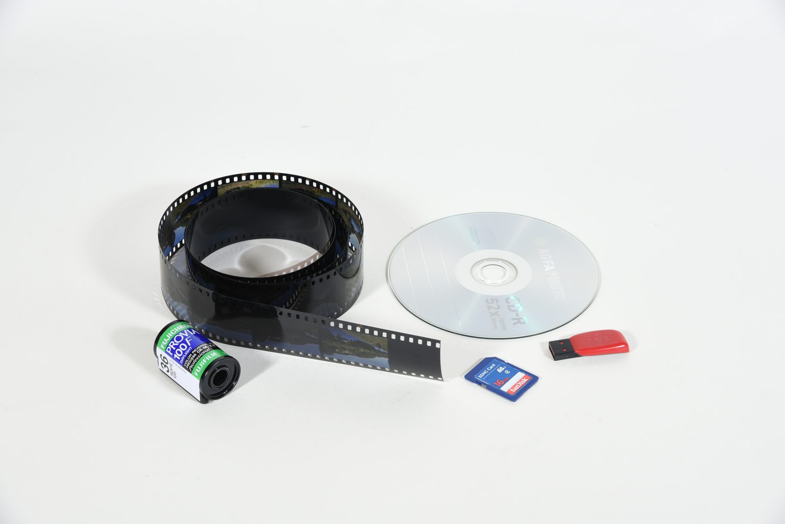 Film développé avec ses fichiers numérisés sur clé et carte